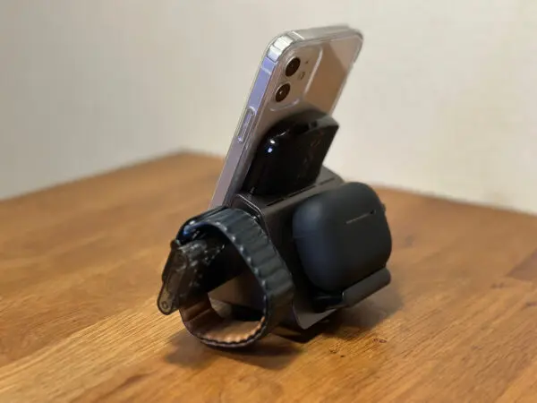 レビュー】PITAKA ワイヤレス充電器 4-in-1 MagEZ Slider +