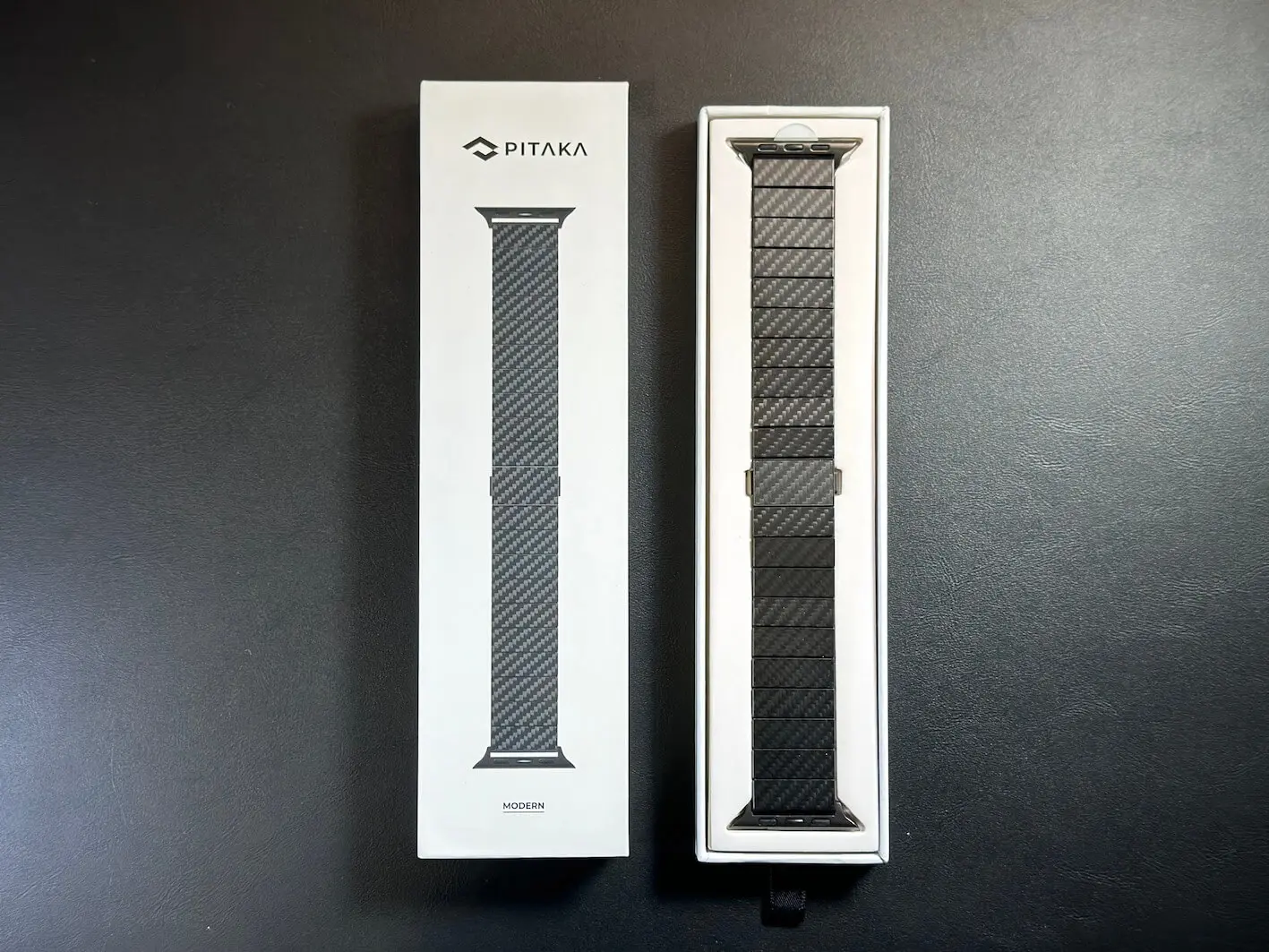 レビュー】PITAKA Apple Watch カーボンファイバーウォッチバンド +