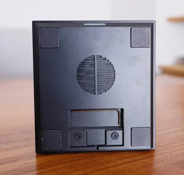 レビュー】PITAKA MagEZ Charging Stand｜もはや死角が見当たらない