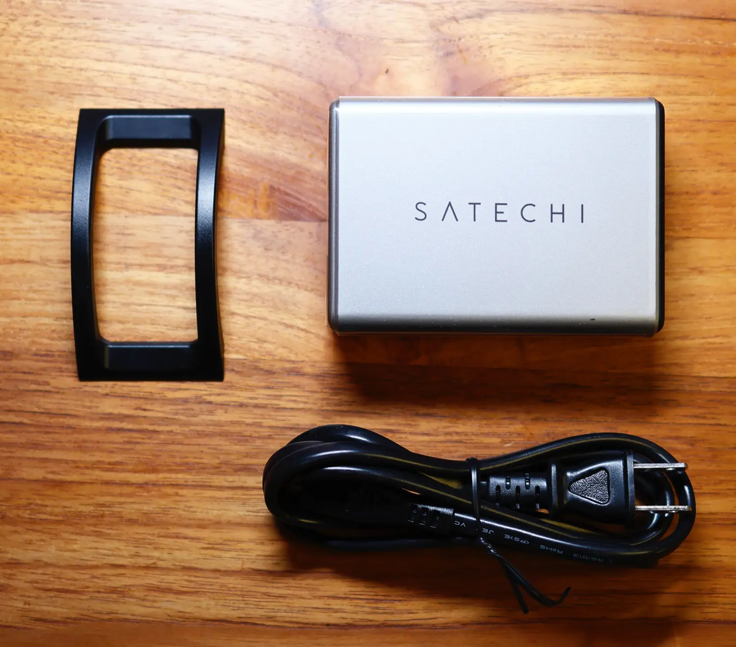 Satechi 165W USB-C 4-Port PD GAN 新品未使用 165W USB-C 4-Port GaN Charger | Fast PD Charging – Satechi