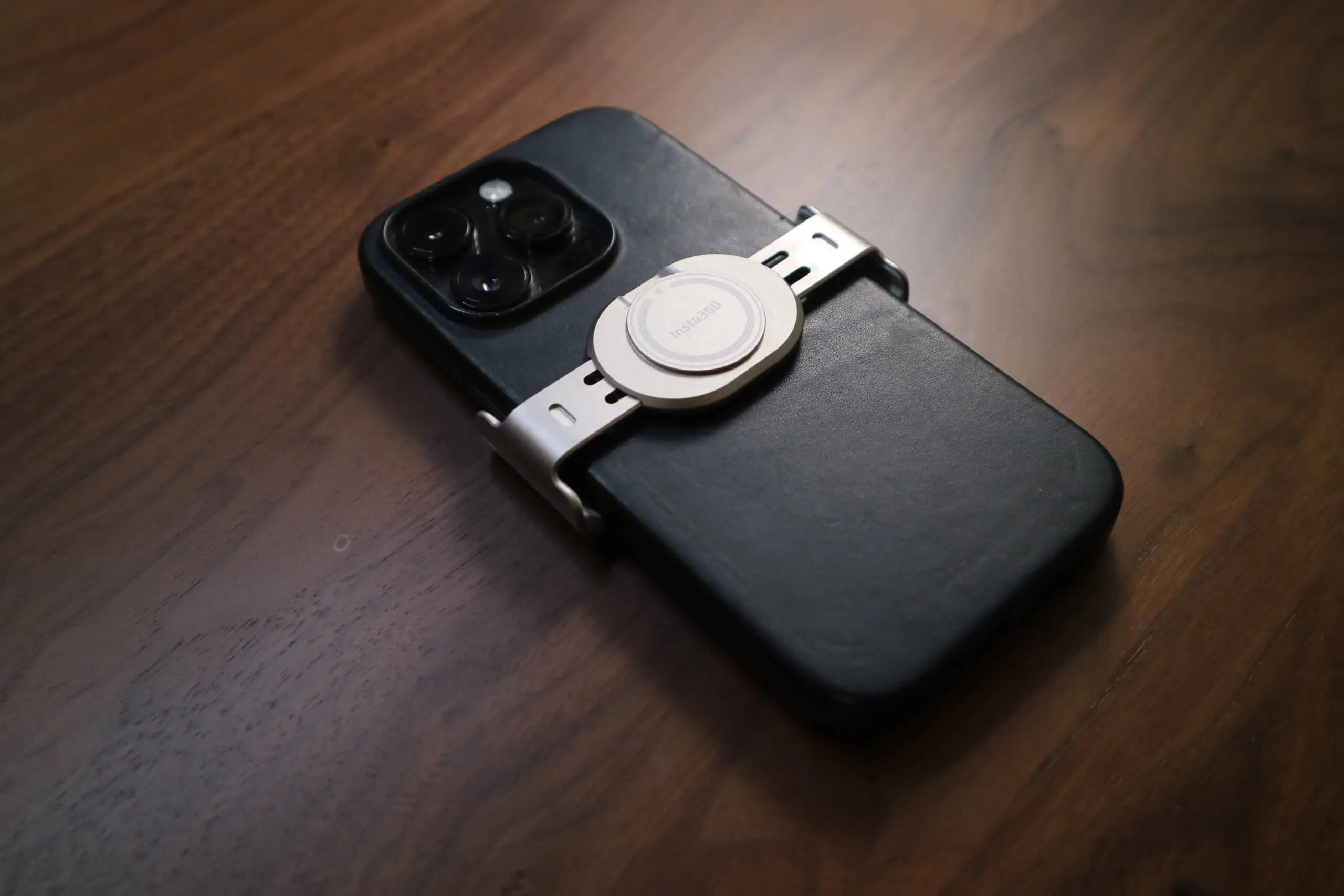レビュー】Insta360 Flow｜スマホ向けジンバル・スタビライザー