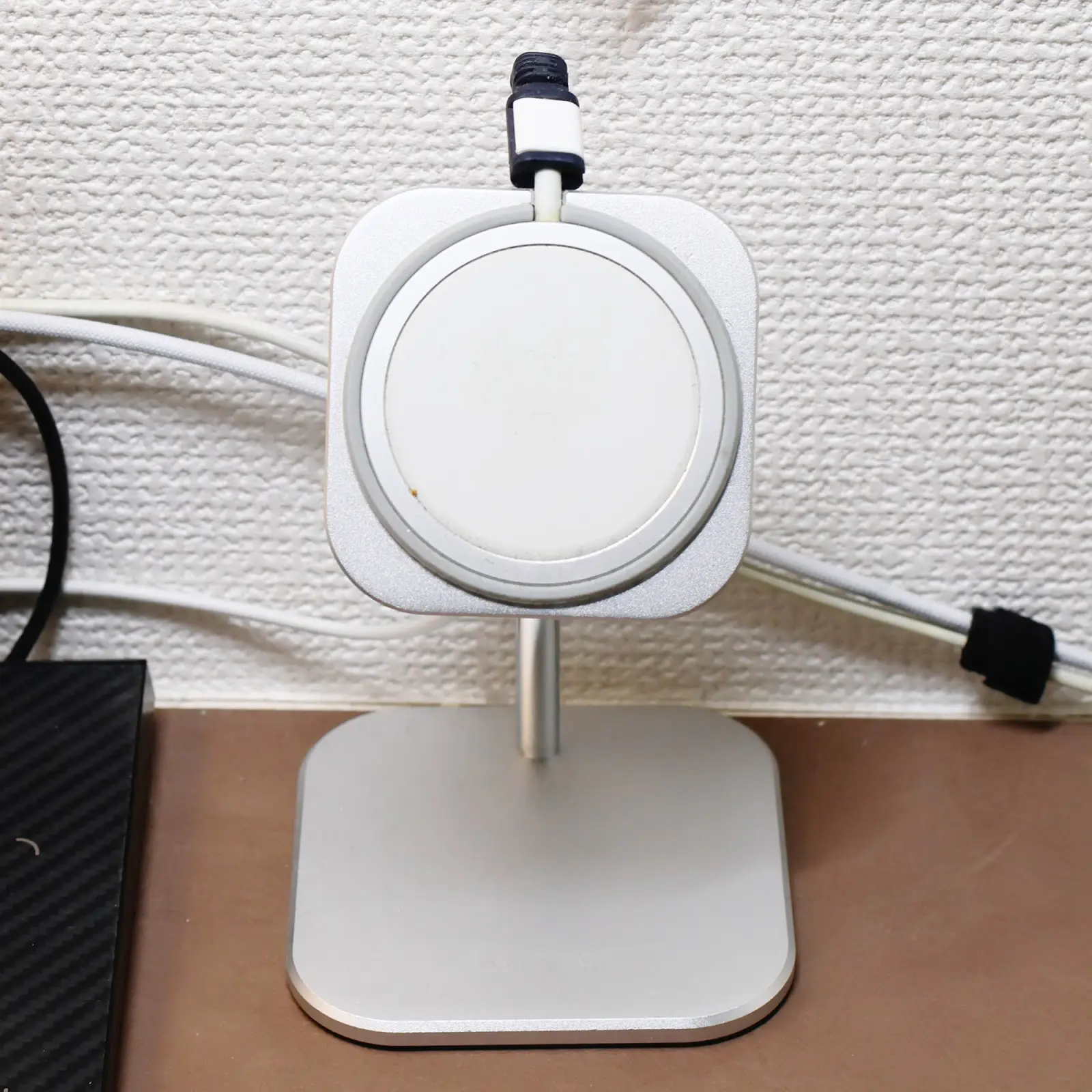 レビュー】Satechi Qi2 2-in-1 ワイヤレス充電スタンド｜最新規格Qi2 