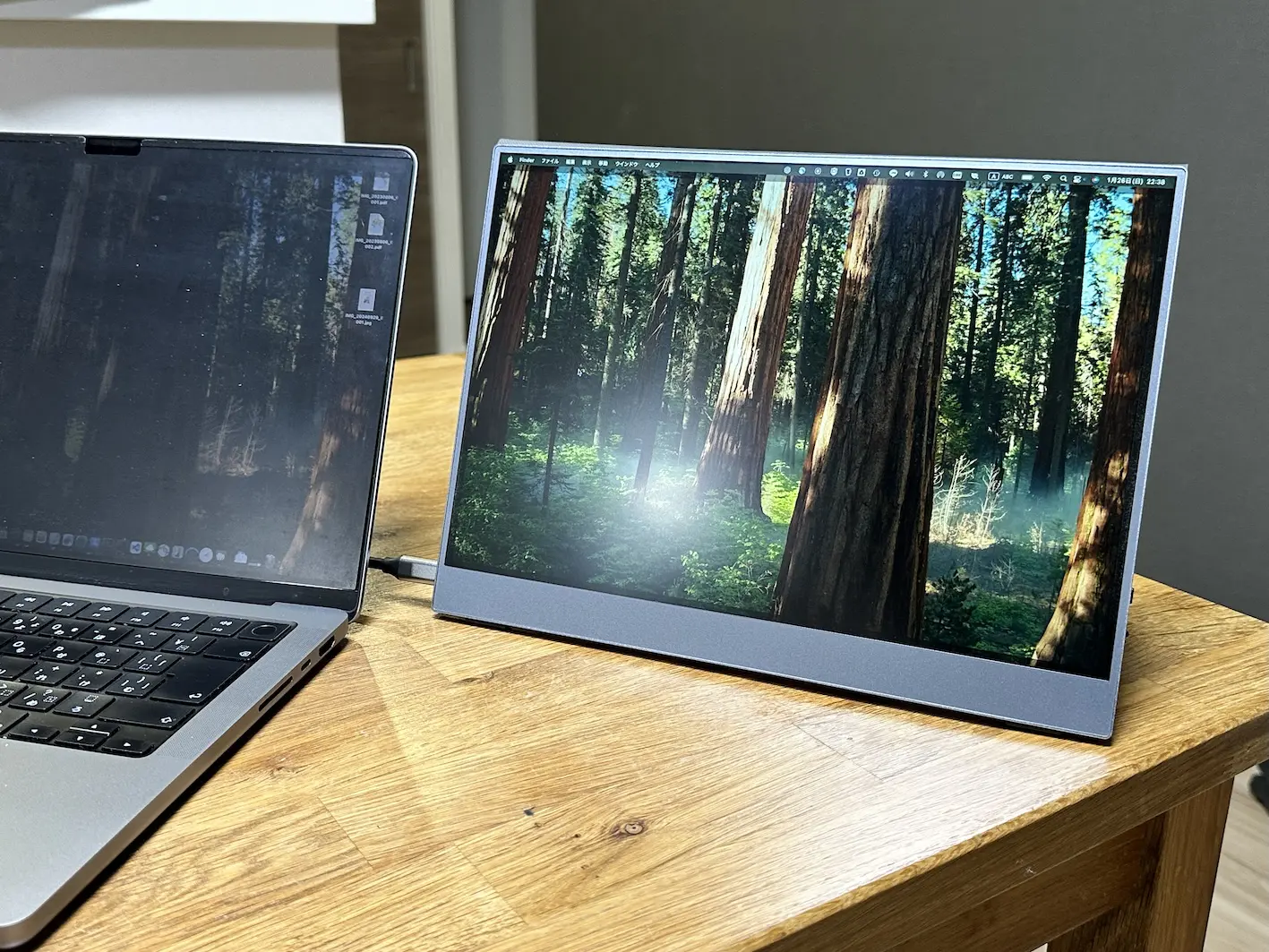 モバイルモニター kksmart 17.3インチ 薄型軽量 激安なのに頑強な作りの超薄型モバイルモニター徹底レビュー