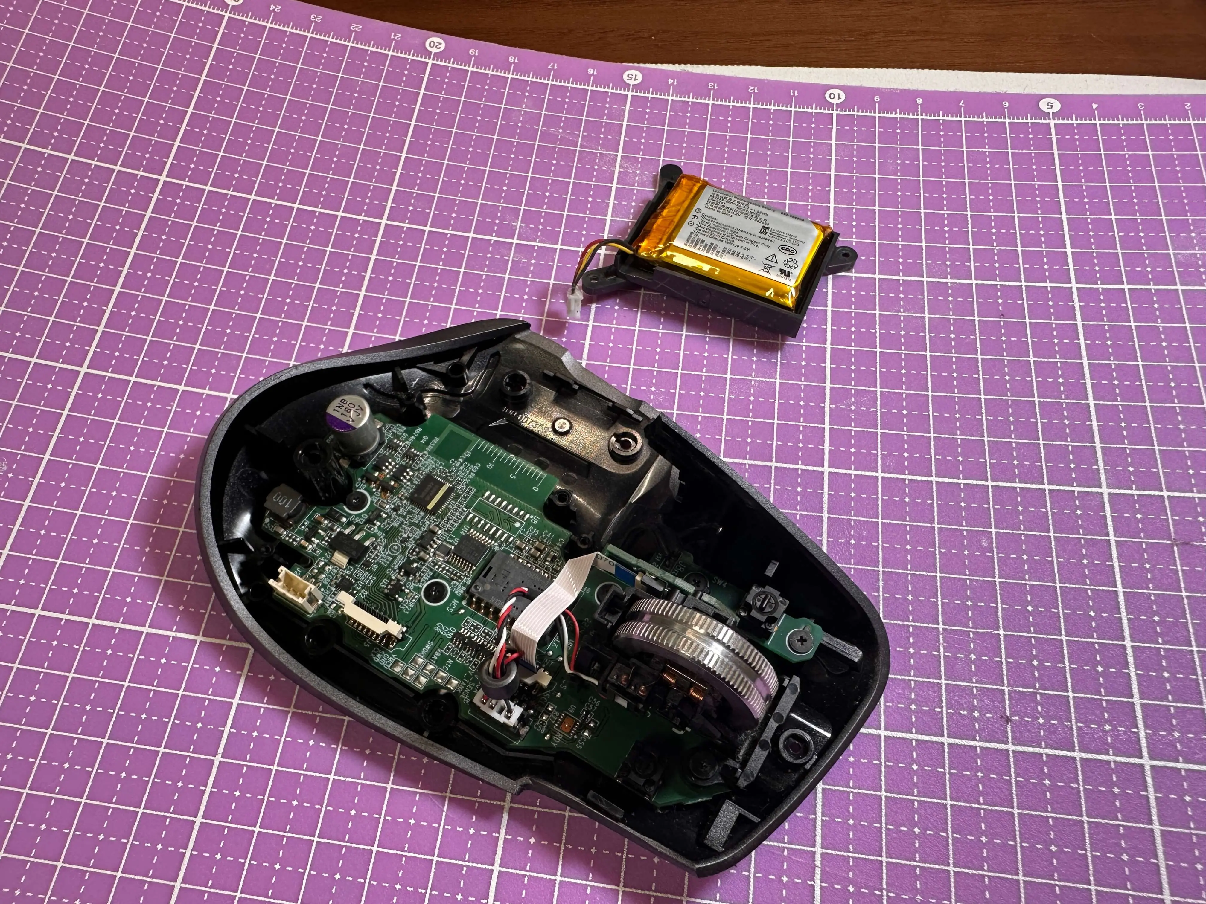 クリックが効かないMX Master 3sを自分で直してみた【スイッチ交換記録