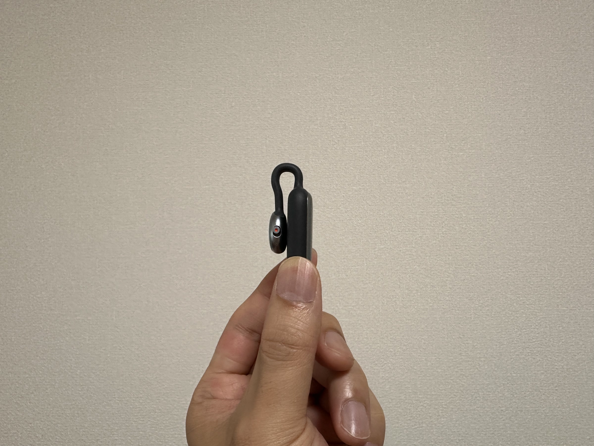 本体とケースを横から見た様子